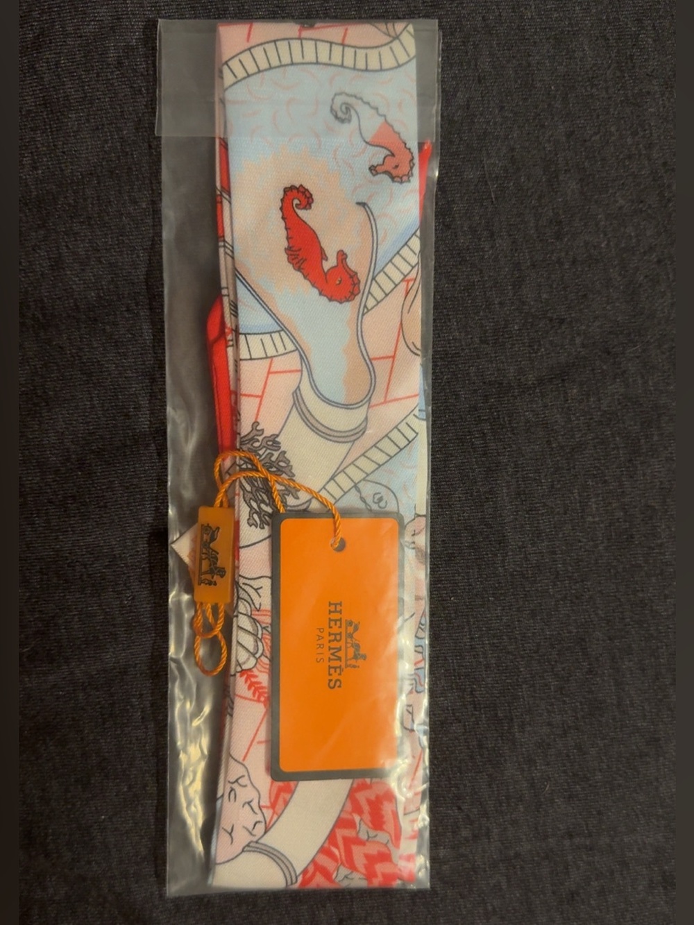 Scarves & Wraps - Picture 3 of 4